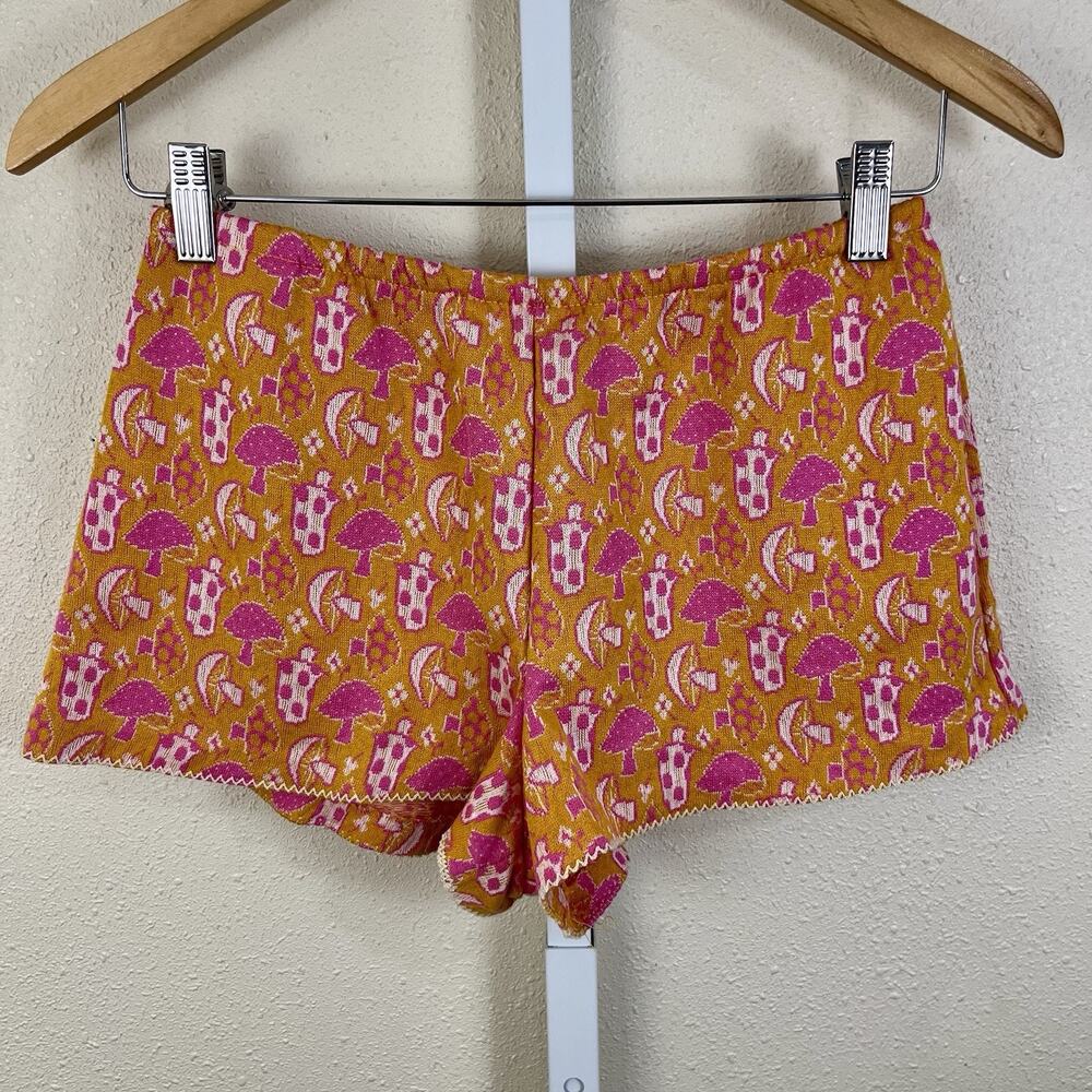 The Red Eye Mushroom Print Shorts Size 11 Vintage 70s Boho Retro Festival Groovy